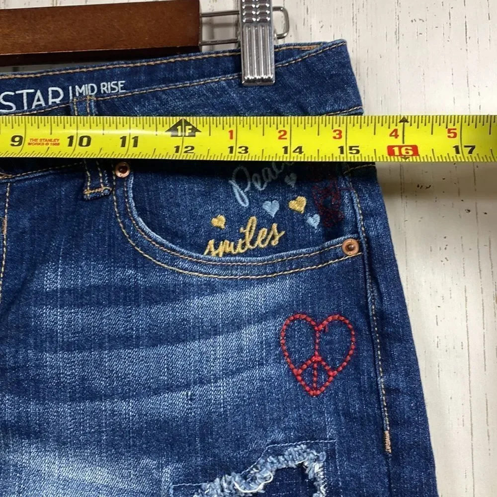 Vanilla Star Womens Embroidered Cuffed Distressed Mid Rise Jean Denim Shorts